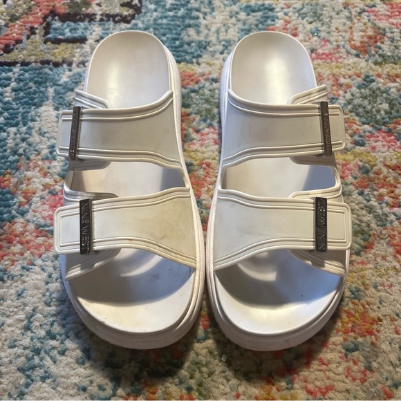 Nine West Womens Dew 3 white Slip On Strappy Platform Slide Sandals Sz 9 - Picture 2 of 5